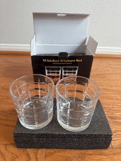 Set of 2 Heavy Whiskey Glasses with Box