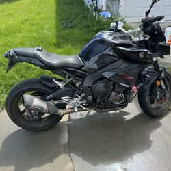 2017 Yamaha Fz10