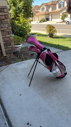 Children golf club from age 7 to 12 brand new excellent condition