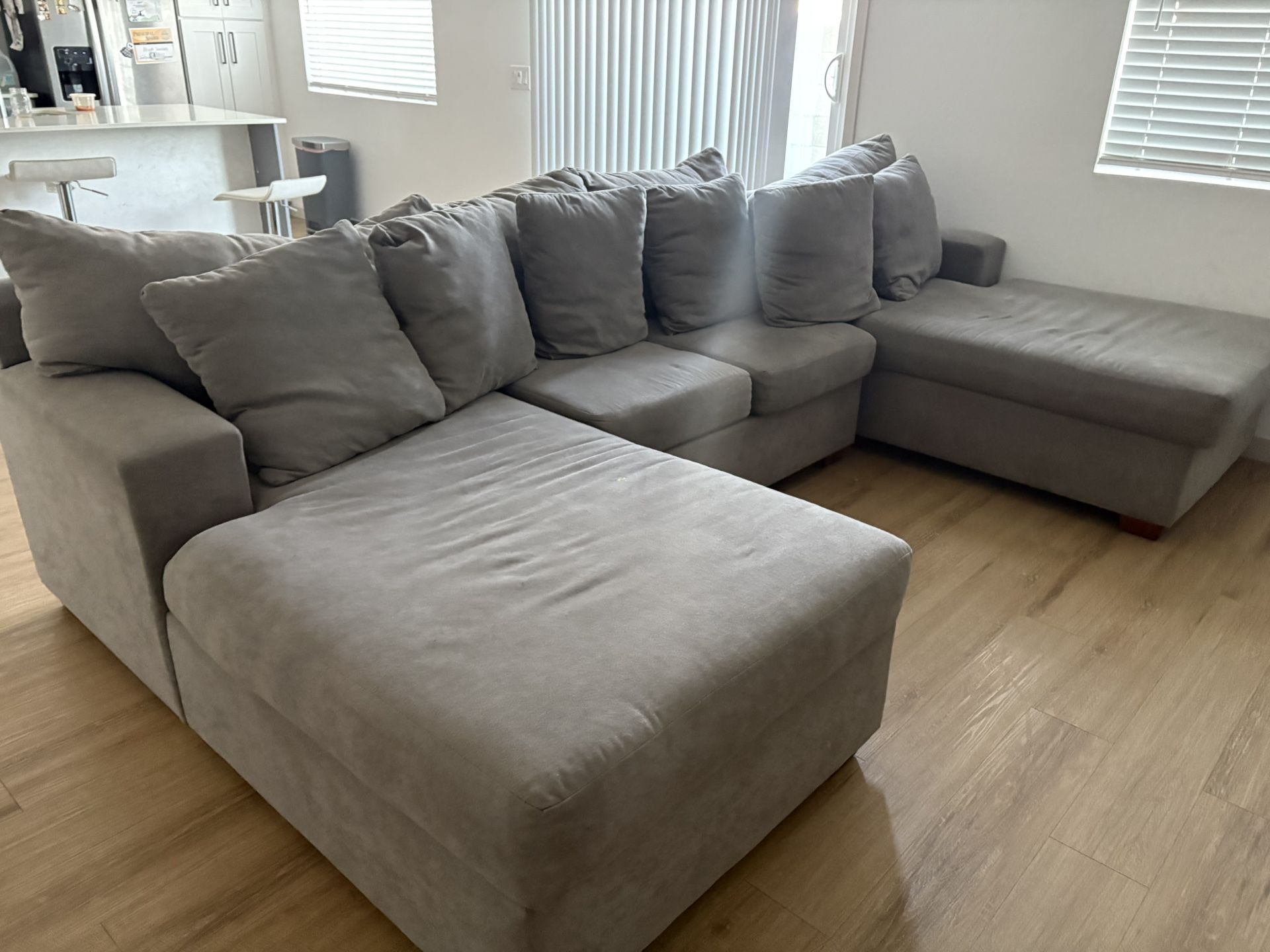 Sectional Sofa