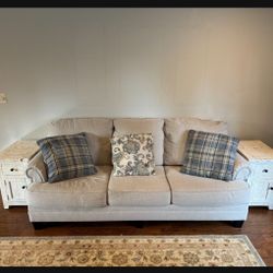 3 Seater Ashley Furniture Couch