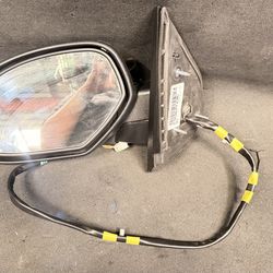 2007 2008 Chevrolet avalanche Tahoe left side mirror
