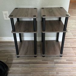 Set Of 2 End tables/Night Stands 