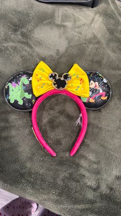 Disney Main Street Electrical Parade Lounge Fly Ears