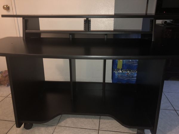 Omnirax Presto 4 Studio Desk Workstation For Sale In Pomona Ca