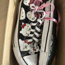 Hello Kitty Converse