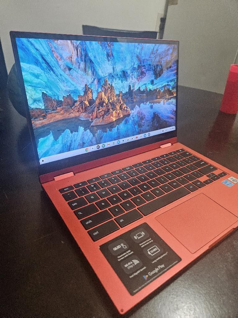 Galaxy Samsung. Chromebook