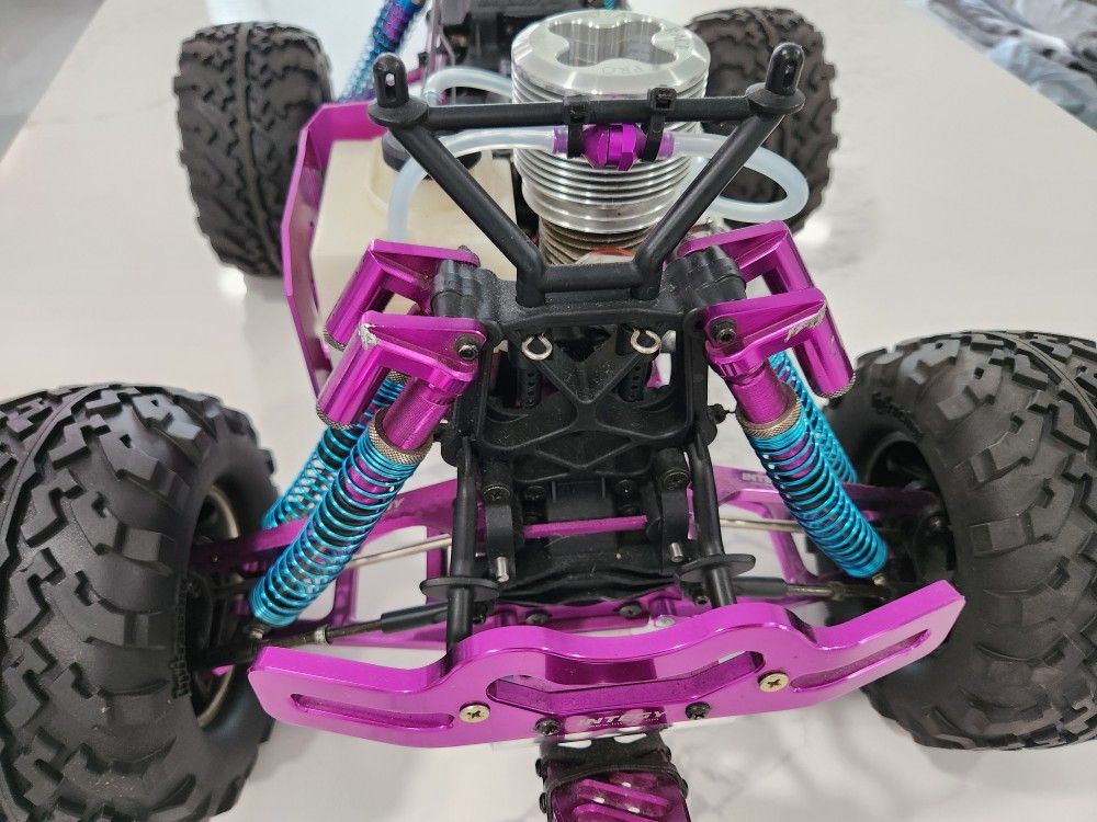 HPI サベージ　OS30VG HPI Savage 4.6 With O.S. 30VG Nova Cooling Head