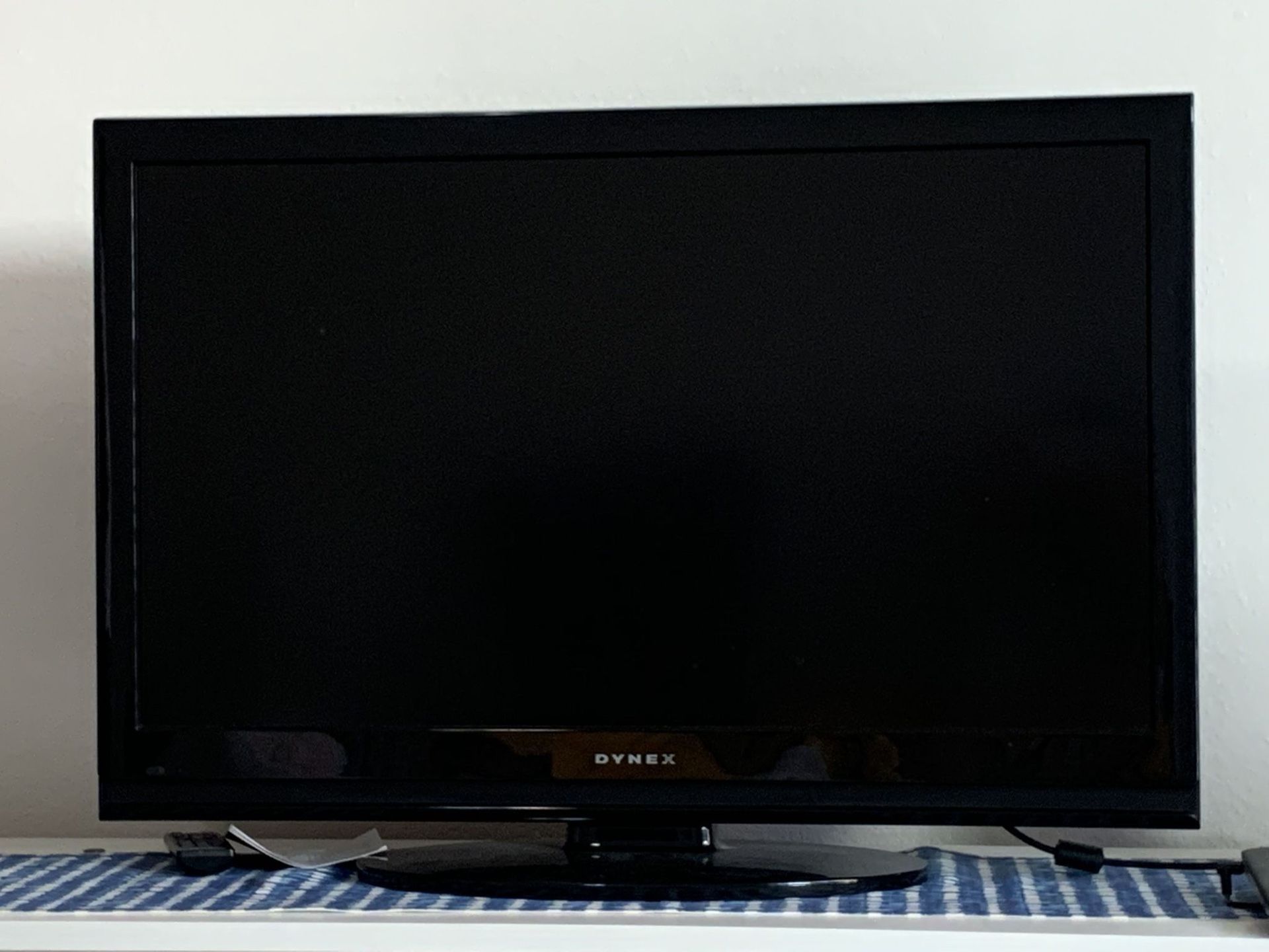 Dynex flat screen TV