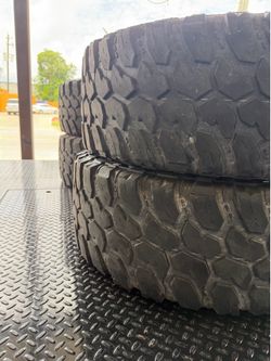 Tires 35 1250 24