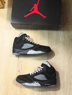 Jordan 5’s Metallic