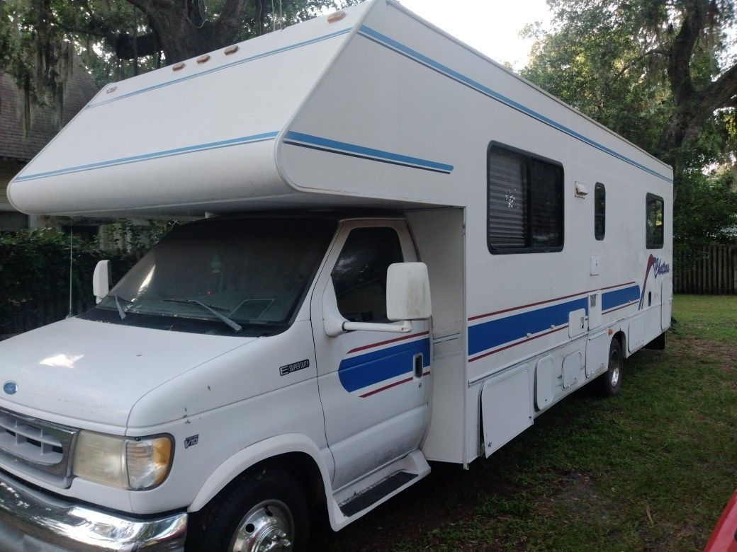 1998 Fleetwood 30 feet long Chateau Motorhome RV Class C for Sale in Clearwater, FL OfferUp