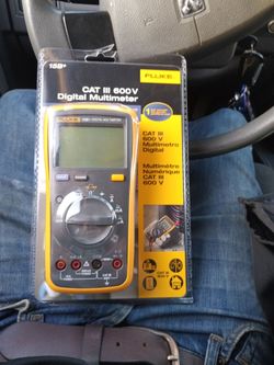 Fluke Cat 3 600v multimeter