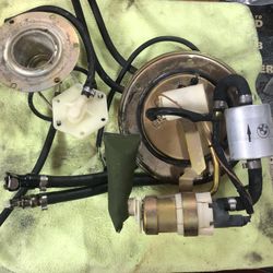2000 BMW1100S Fuel pump