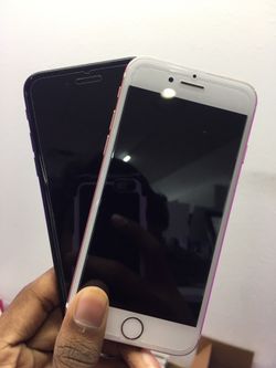 iPhone 7 32GB UNLOCKED