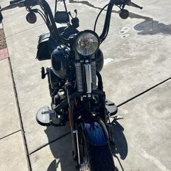 2011 Harley Crossbones Softail 