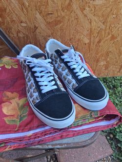 Vans old school sneakers / size 10