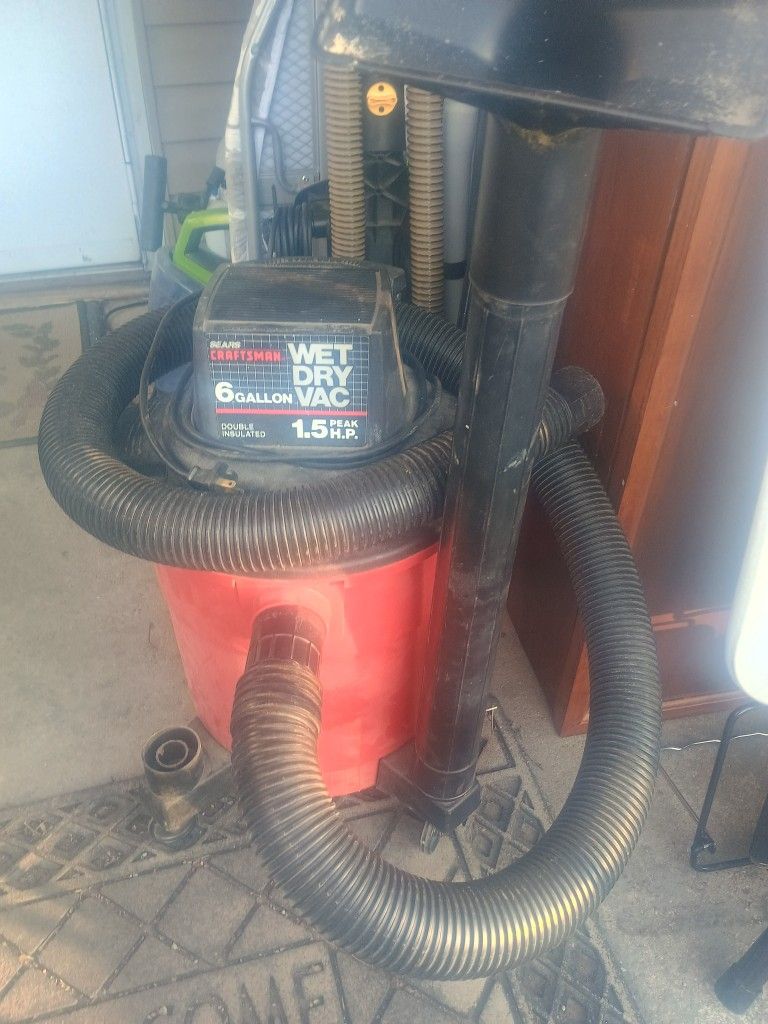 Craftsman Wet Dry Vac 6 Gallon 1.5 HP 