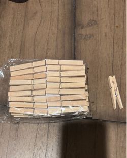 Clothes clips