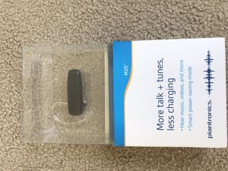Plantronics bluetooth headset- brand new