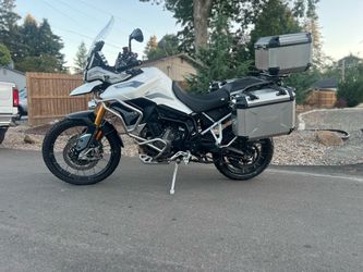 2022 Triumph Tiger 900 Rally Pro — $11,995 OBO