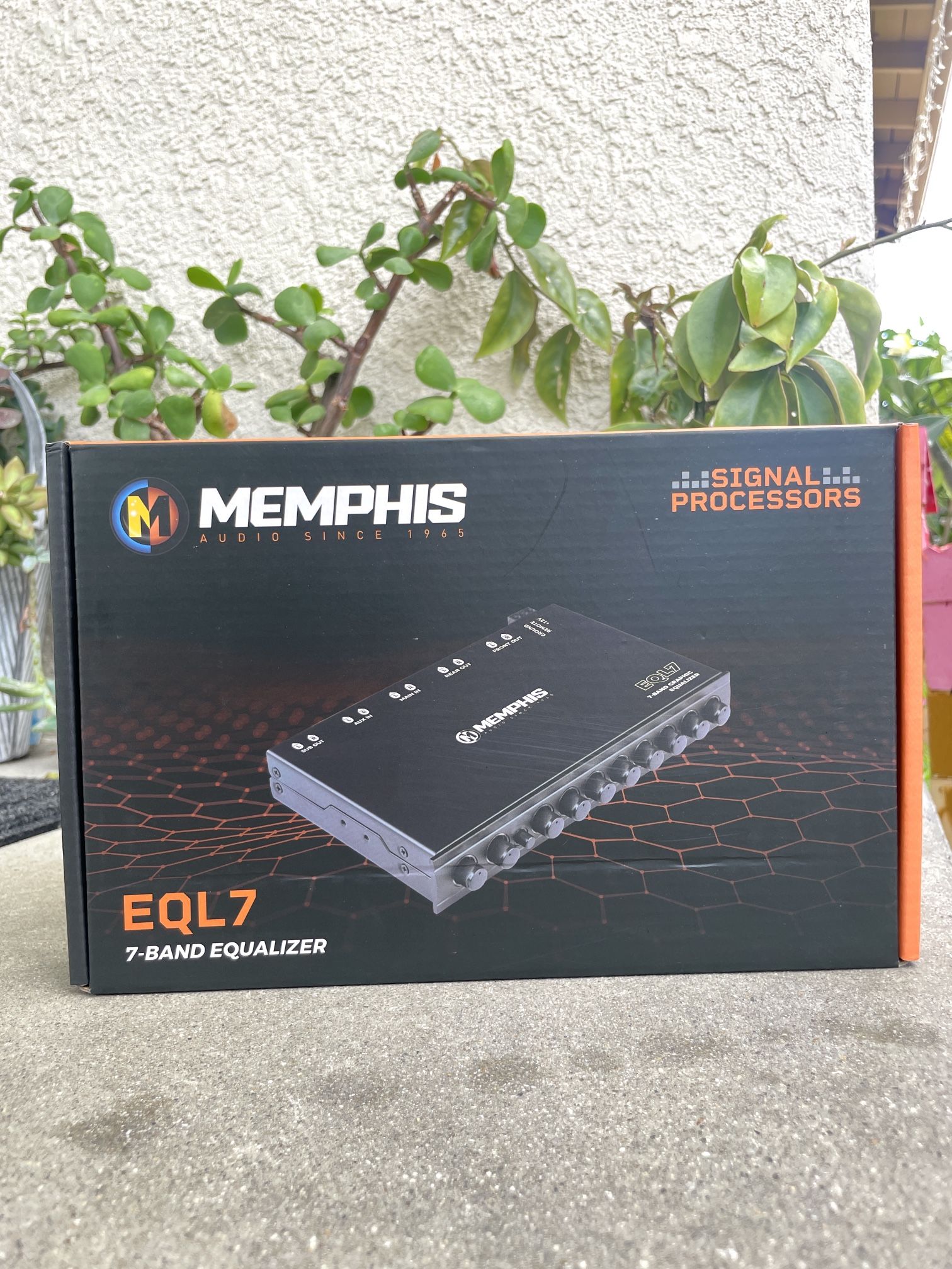 Memphis 7 Band Equalizer Car Audio
