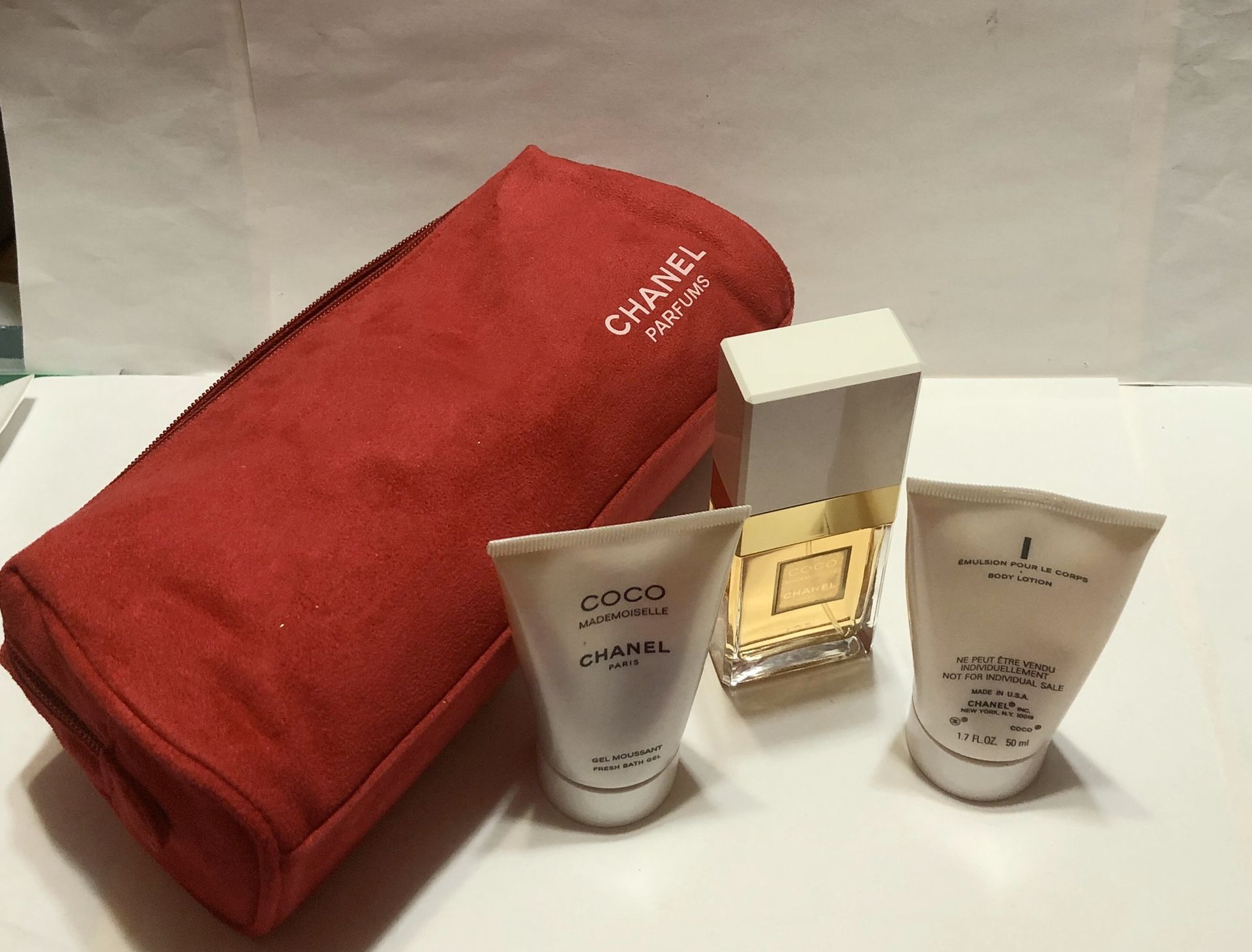 CHANEL COCO MADEMOISELLE 4PC GIFT SET