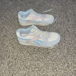 Girls Sneakers