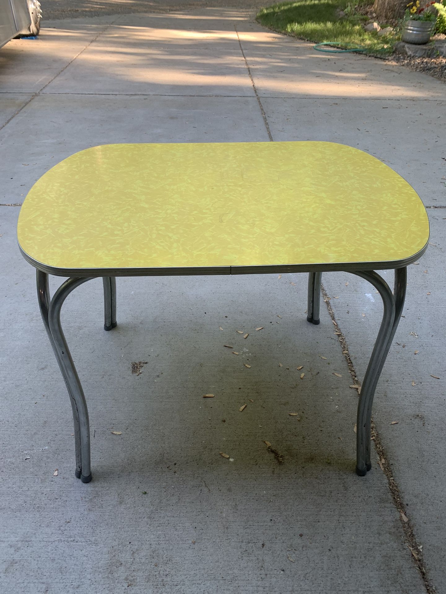 Retro 50’s Chrome Table. Original