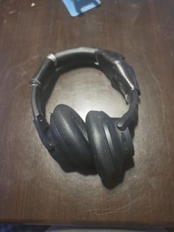 Soundcore Q20i Bluetooth headphones