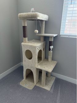 Cat tree
