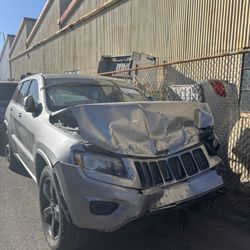 2015 Jeep Grand Cherokee - PARTS ONLY