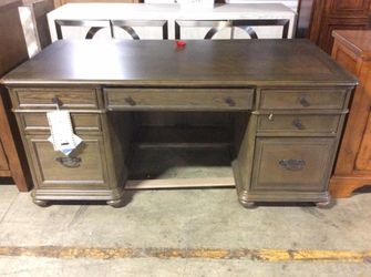 WESTGROVE EXECUTIVE DESK