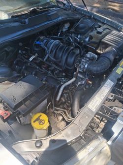 5.7 hemi complete motor for sale