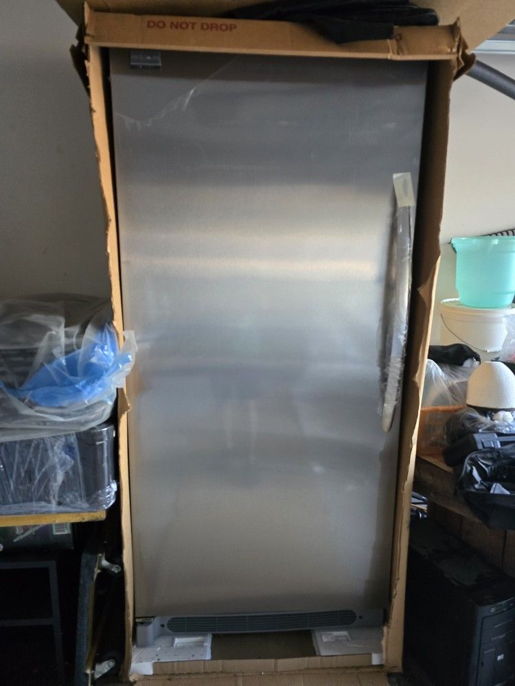 Frigidaire Gallery Freezer