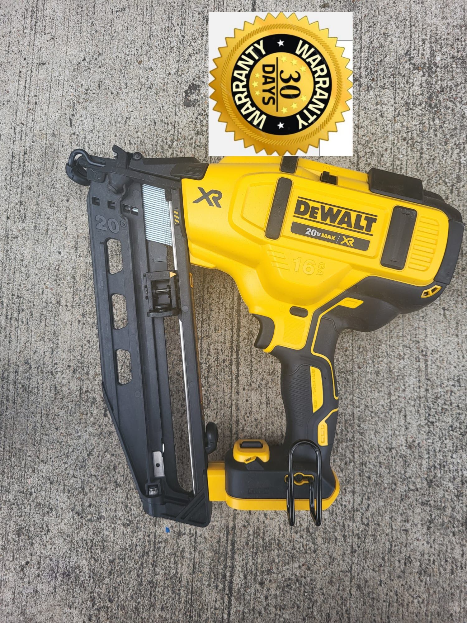 DEWALT 20V MAX XR Lithium Ion Cordless 16 Gauge Angled Finish