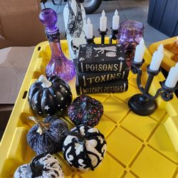 Halloween Decor