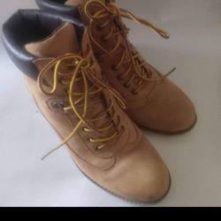 Ladies Timberland Boots 