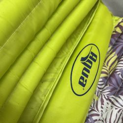 2 Aqua Roll-Up Padded Pool Floats – Tropical Print