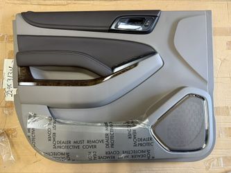 Genuine Oem 2015-2020 chevy tahoe / suburban Left driver side inner door panel w/ buttons GM Original 