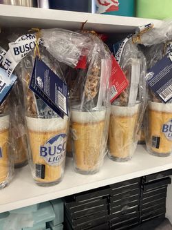 Busch Light Pint Glass Gift Set with Mini Pretzels