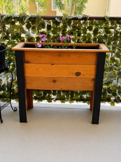 Handmade Rustic Raised Cedar Planter Box