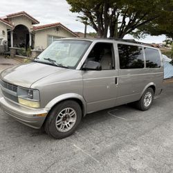 2004 Chevy Astro 4wd 
