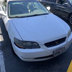 2000 Honda accord coupe 4 Cylinder