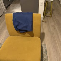 Accent Chair 