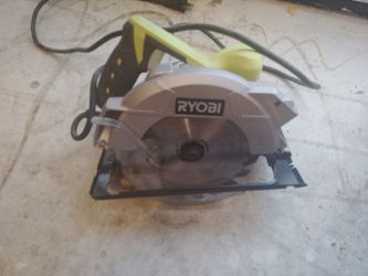 Ryobi saw