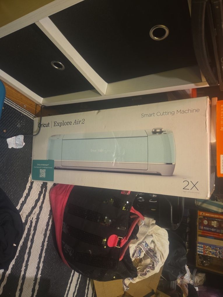 CRICUT EXPLORE AIR 2 Smart Cutting Machine