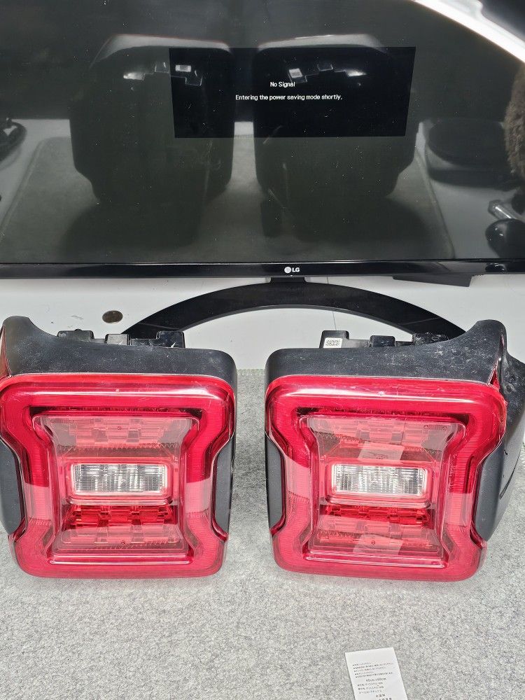 Jeep Wrangler JL Lights For Parts