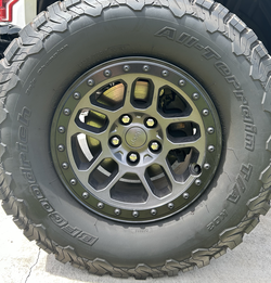 Jeep OEM XT wheels beadlocks