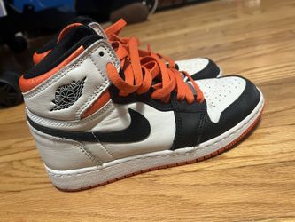 Retro 1 Sz 4y